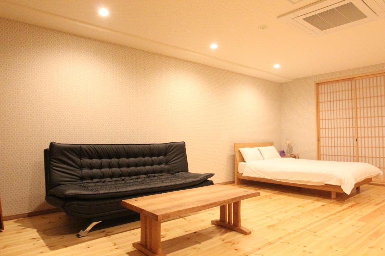 Shimanouchi Luxury Apartment Osaka Exterior foto